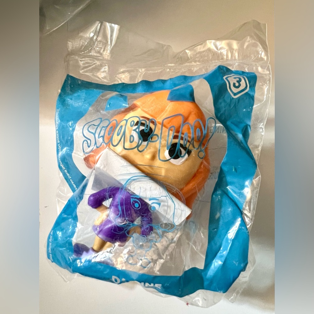 McDonalds Scooby Doo #3 Daphne, Bobble Head Toy 2021